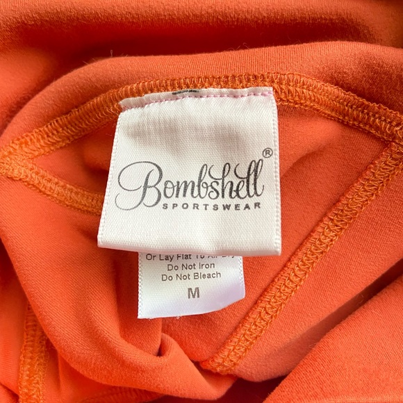 Bombshell Sportswear shape high rise biker shorts Medium - Picture 7 of 7